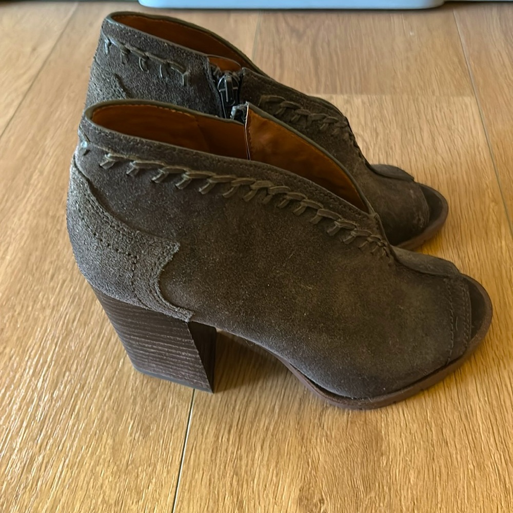 ZODIAC Mia shootie braided suede leather open toe block heel